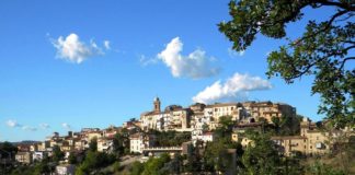 Una veduta di Monsampolo del Tronto, foto da pagin Facebook Comune di Ascoli