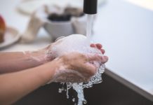 Lavaggio delle mani, foto generica